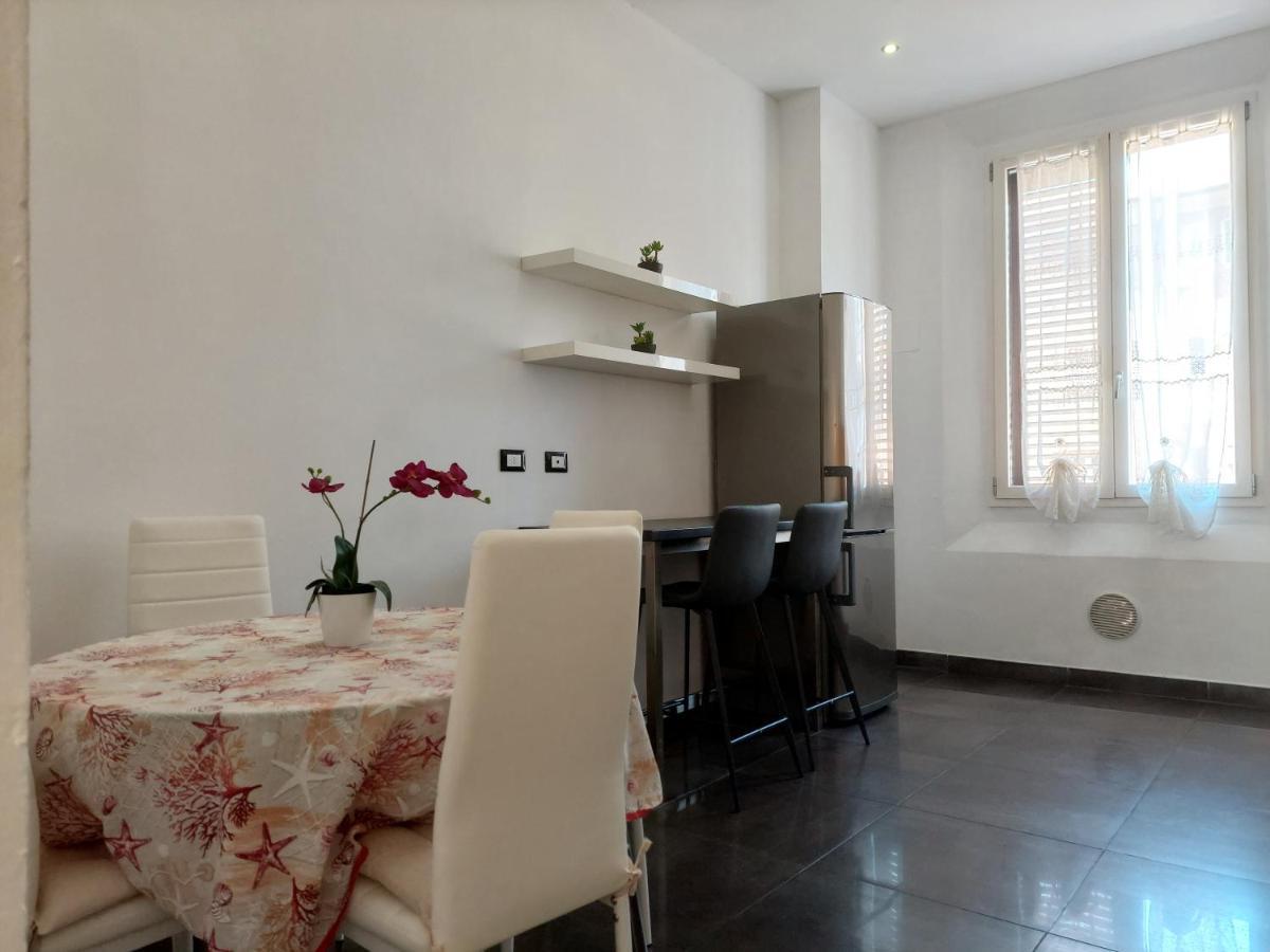Luxury Station Apartment Bolonia Exterior foto