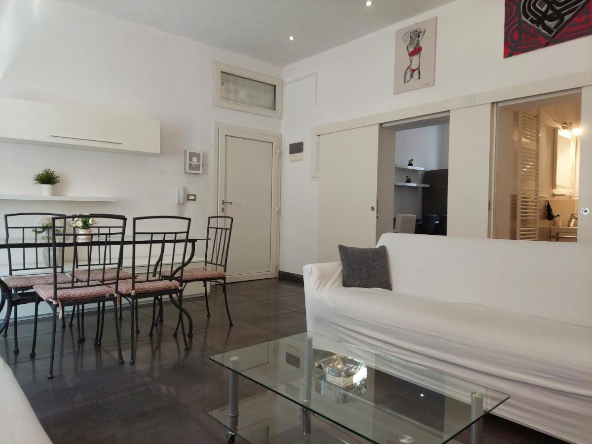 Luxury Station Apartment Bolonia Exterior foto