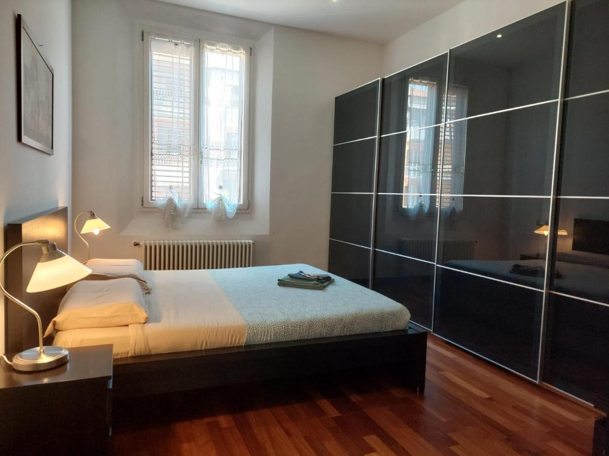 Luxury Station Apartment Bolonia Exterior foto