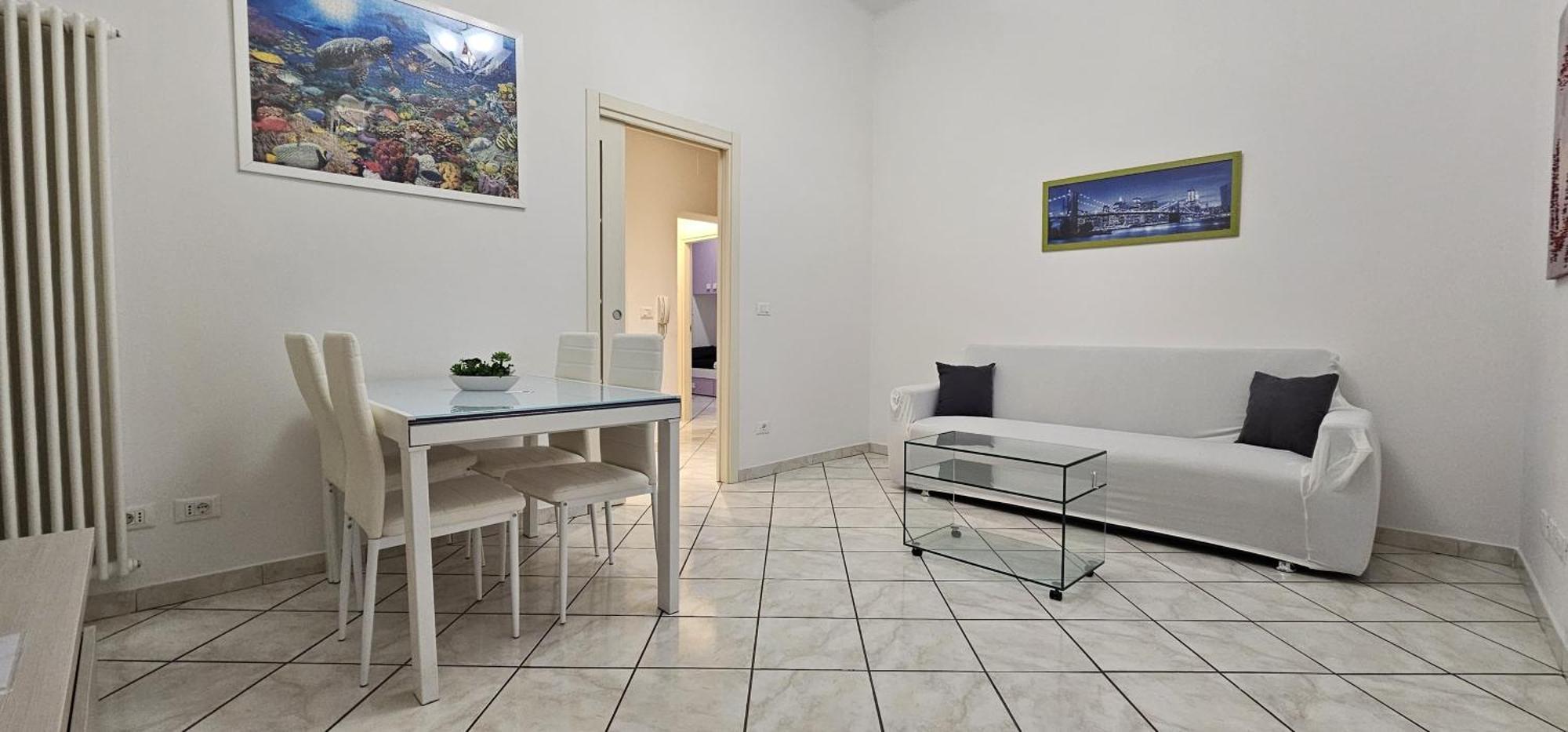 Luxury Station Apartment Bolonia Exterior foto